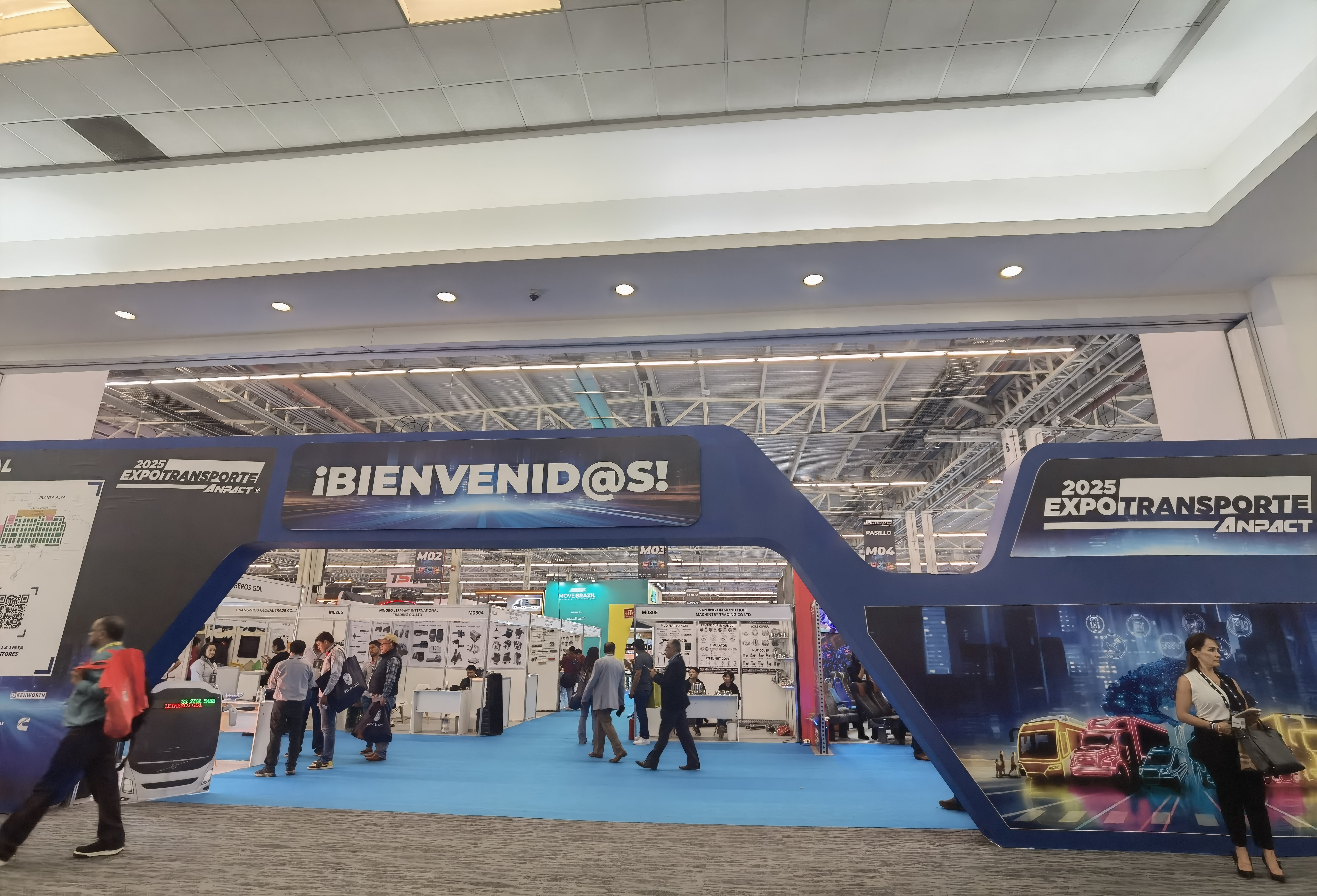 Завод автомобильных фонарей, компания, производитель, сделано в Китае, задний фонарь, рабочий свет, габаритный свет, фонарь для грузовика